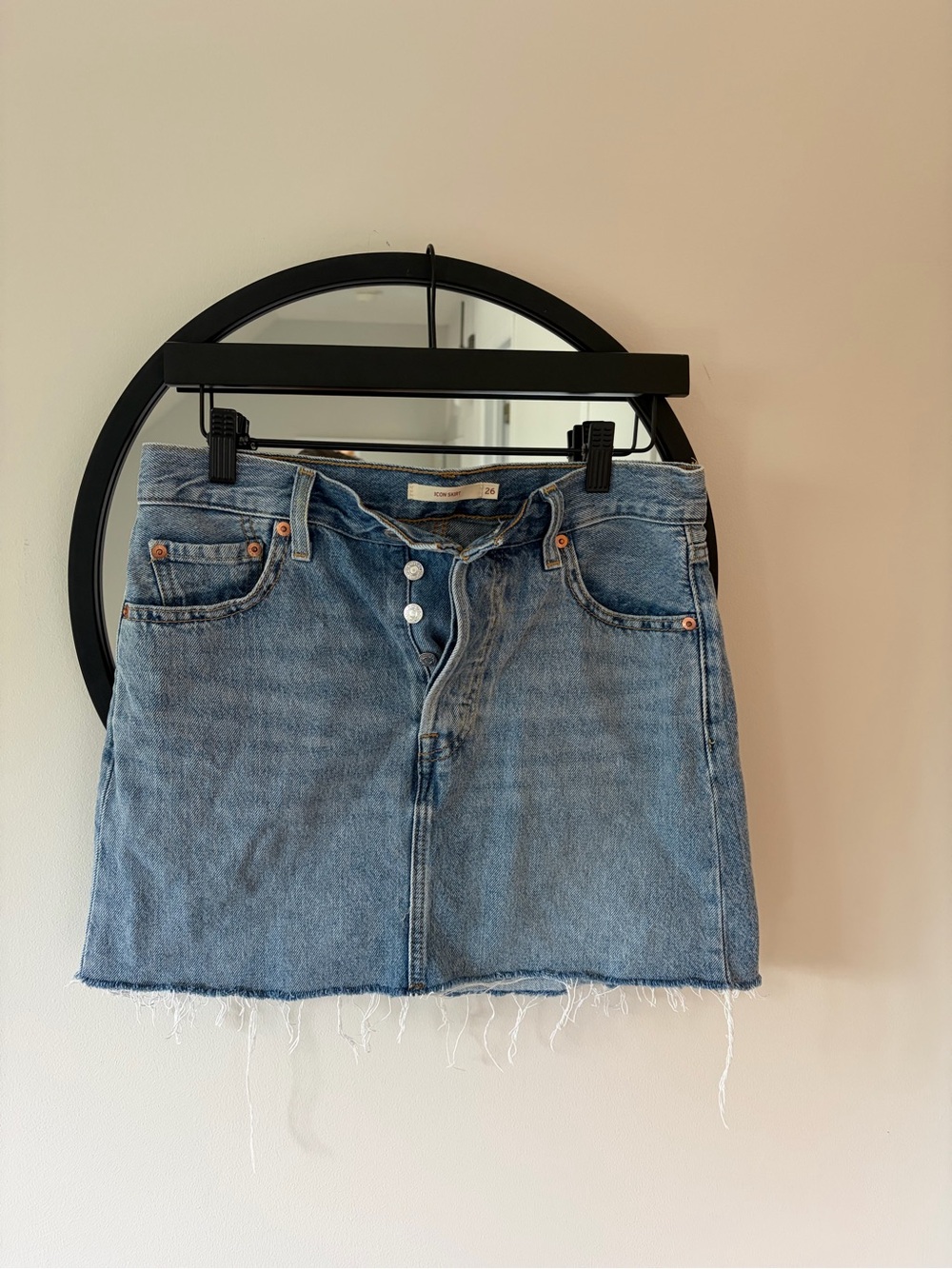 Levi’s Icon Denim Skirt